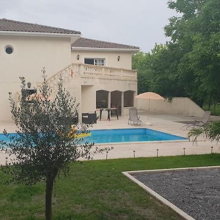 Maison Calme Et Spacieuse Bassens (Gironde) Exterior foto